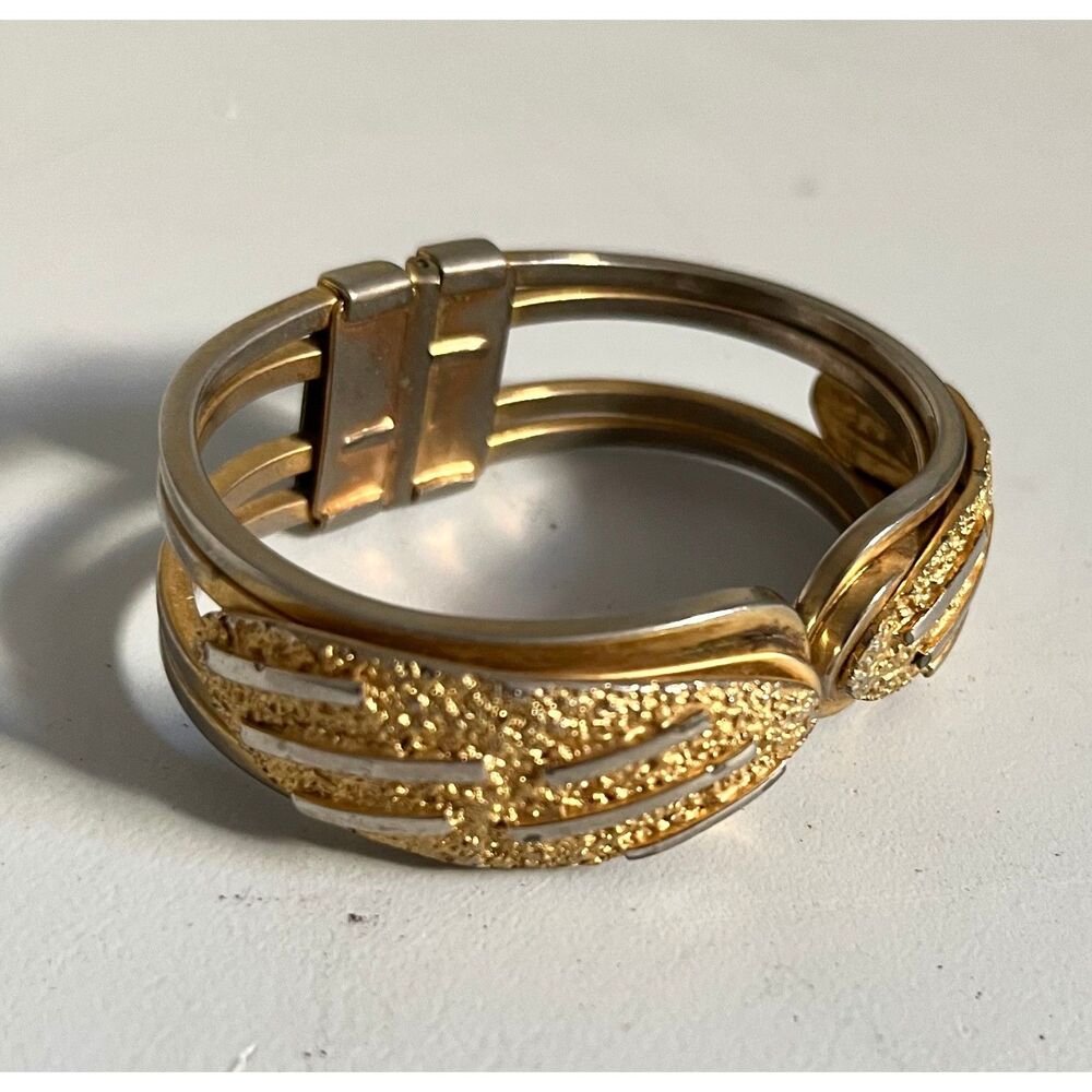 Tortolani Vintage Women's Gold Tone Clamper Bracelet